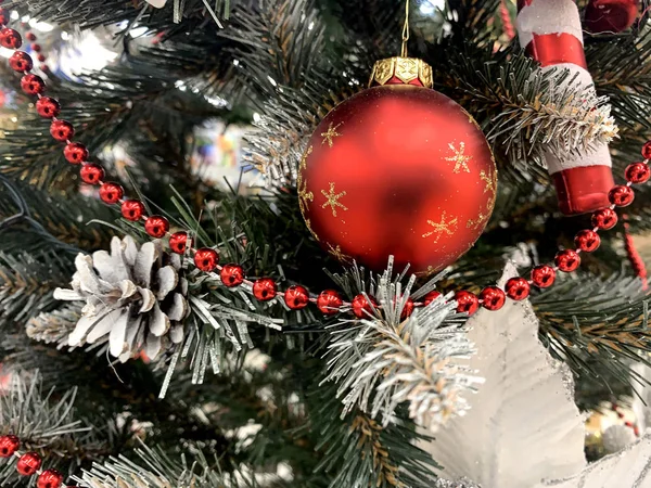 Juguetes Decoraciones Navideñas Fondo Navidad Año Nuevo Linternas Bolas Cuentas — Foto de Stock