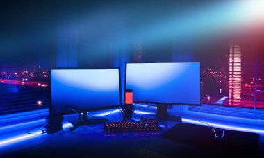 Neon ışıkları olan bir oda. Oyun Alanı. Bilgisayar oyunları, oyun sporları ve akış için iç mekan. İç kısımda soyut neon arkaplan. Odanın gece görüşü, beyaz masa, neon ışık. Mavi ve pembe neon.