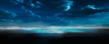 Gece deniz manzarası. Deniz geçmişi ve günbatımı olan karanlık bir manzara, ay. Mavi ışıkta soyut gece manzarası. Ay 'ın gece suyundaki yansıması. Boş gelecekçi manzara.