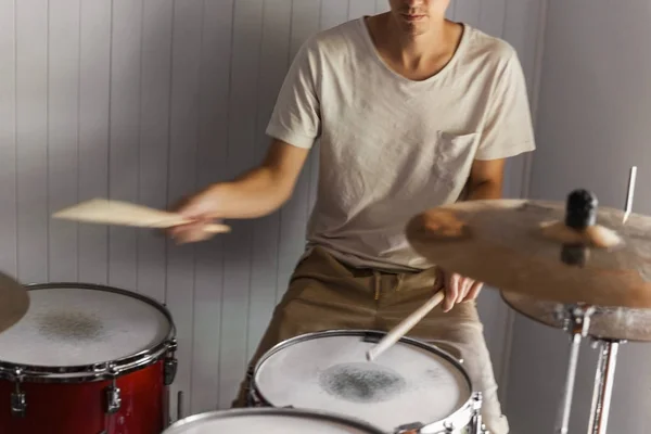 Skilled Drummer Playing Open Handed Drum Technique Perfectly — Stock Photo, Image