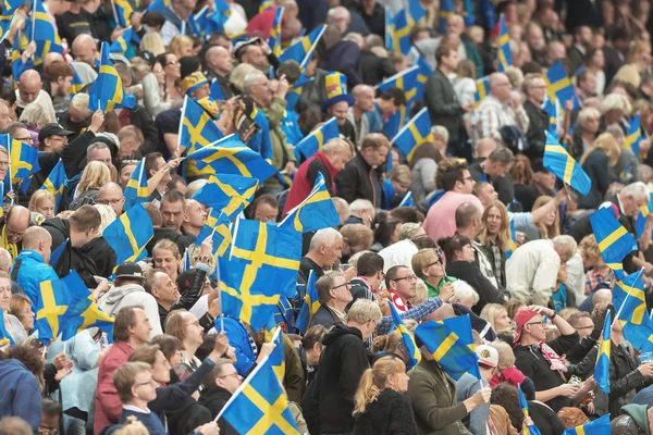 Svéd szurkolók a stockholmi FIM Speedway Grand Prix-nél — Stock Fotó