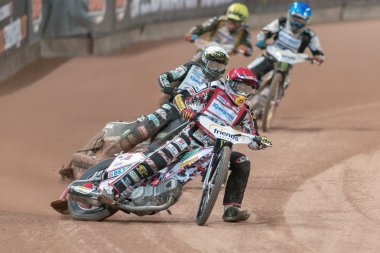 Stockholm Fim Speedway ilk sıcağında janowski kurşun