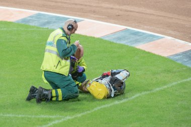 Stockholm Fim Speedwa Kim Nilsson gelen kaza dan sonra Sağlık Görevlileri