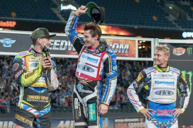 Kazanan Jason Doyle, Holder ve Lindgren ile Stockholm FIM Spe 'de.