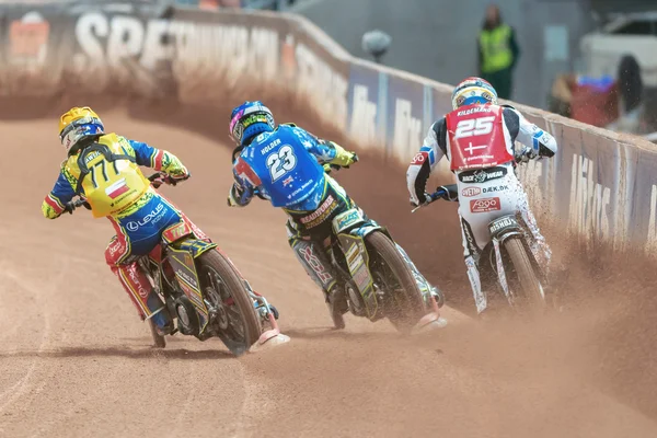 Vissza a három lovas egymás mellett a stockholmi FIM Speedway Gran — Stock Fotó