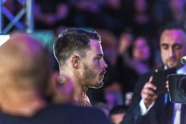 Simon Skold Christopher Sen karşı savaşçıların sunu