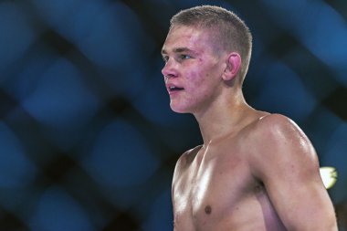 Kazanan Oliver Enkamp Rickson Pontes, üstün Challeng karşı