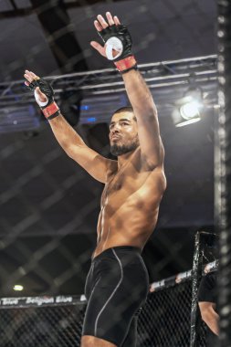 Arada Dilmurod Movlonov vs Elio Caiaffa çift c prefight