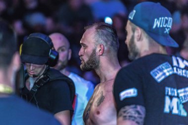 Milanko Puranovic vs Felip arasındaki mücadele önce sunu