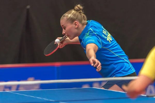 Jogadoras no torneio de tênis de mesa SOC na arena E — Fotografia de Stock