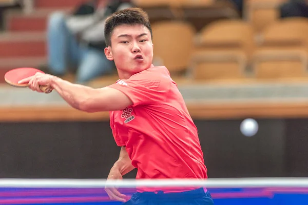 Xu Song (Chn) vs Marcos Freitas (Por) op de Tafeltennis tourna — Stockfoto