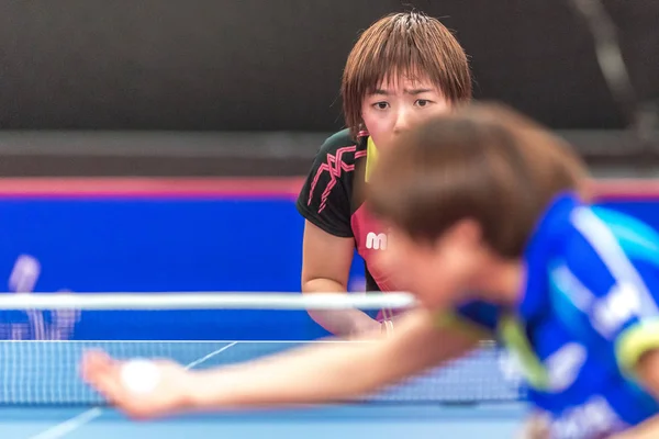 Chia Hsuan Lin (Tpe) vs Hyojoo Choi (Kor) op de tafeltennis te — Stockfoto