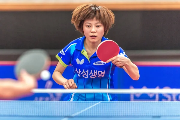 Chia Hsuan Lin (TPE) vs Hyojoo Choi (KOR) en el tenis de mesa a — Foto de Stock