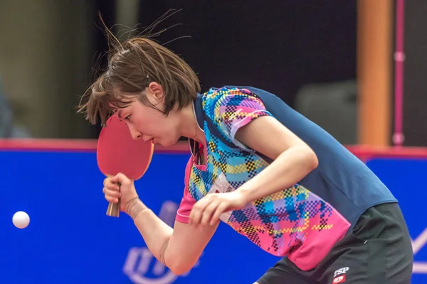 Barbora Balazova (SVK) vs Hyowon Suh (KOR) en el ping-pong t — Foto de Stock