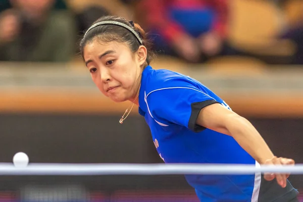 Melek Hu (Tur) vs Ying Han (Ger) w turnieju tenisa stołowego — Zdjęcie stockowe