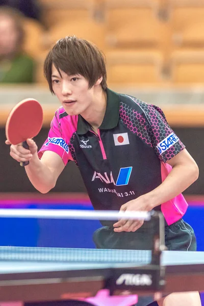 Yuya Oshima (JPN) vs Kenta Matsudaira (JPN) at the table tennis — Stock Photo, Image