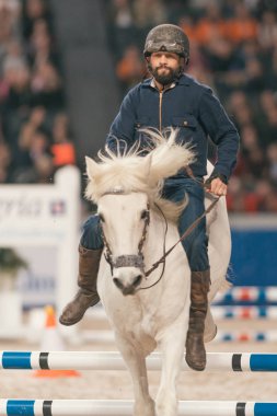 Musse Hasselvall eyersiz ünlü İsveç atlama