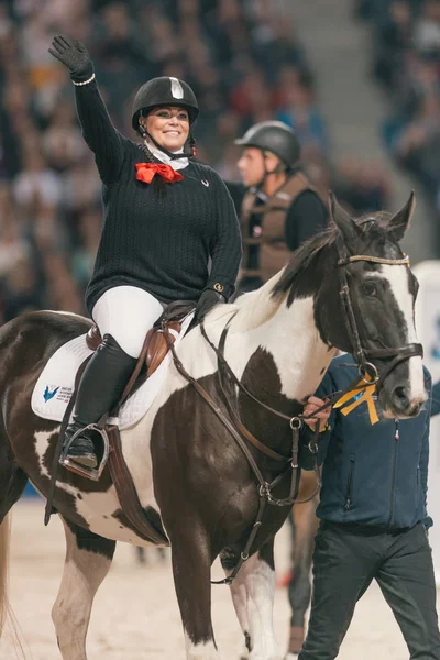 Anna Book au saut de célébrité en Suède International H — Photo