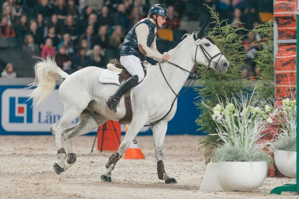 Ludwig Svennerstal au Ride et conduire la concurrence dans le Swed — Photo