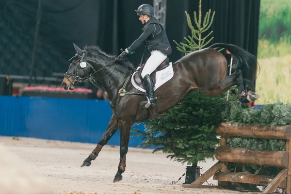 Samantha Birch w przypadku kryty Cross Country w Szwecji I — Zdjęcie stockowe