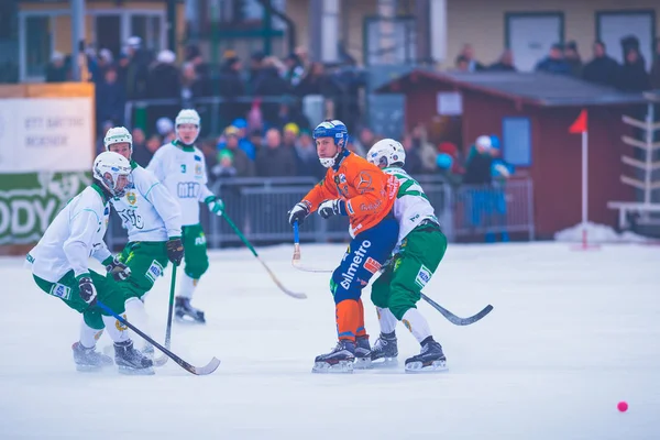 Bandy oyunu Hammarby ile Bollnas arasındaki — Stok fotoğraf