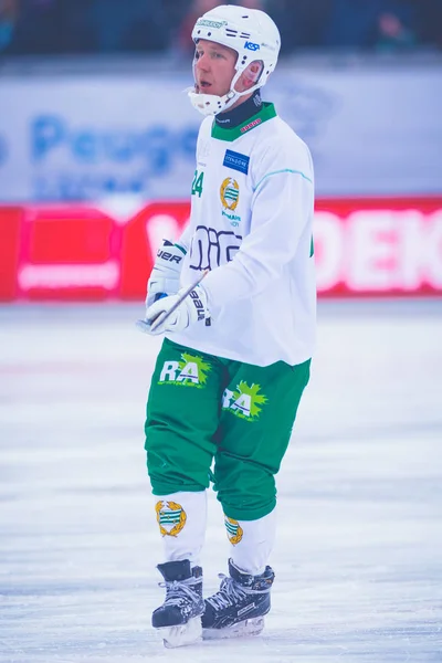 Kalle Spjuth po jeho gól v utkání v bandy hokeji hru mezi Hammarby — Stock fotografie