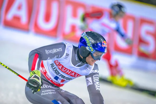 Alexis Pinturault (FRA) en el evento FIS Parallel slalom city en — Foto de Stock