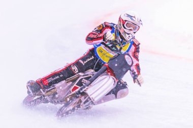 Iceracing yarışçılar Hz'de İsveç Ulusal Şampiyonası sırasında