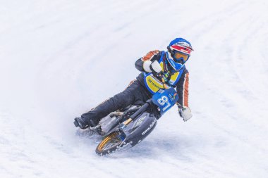 Iceracing yarışçılar Hz'de İsveç Ulusal Şampiyonası sırasında