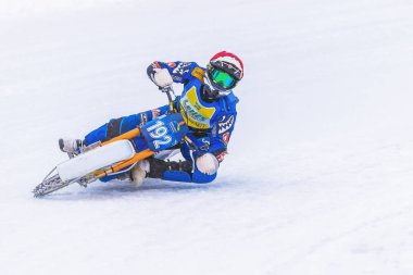Iceracing yarışçılar Hz'de İsveç Ulusal Şampiyonası sırasında