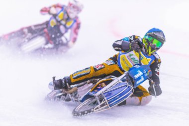 Iceracing yarışçılar Hz'de İsveç Ulusal Şampiyonası sırasında