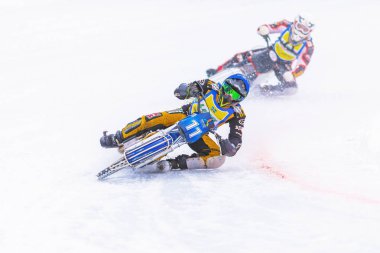 Iceracing yarışçılar Hz'de İsveç Ulusal Şampiyonası sırasında