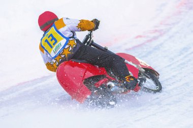 Iceracing yarışçılar Hz'de İsveç Ulusal Şampiyonası sırasında