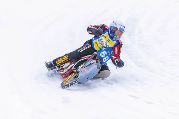 Iceracing Racers durante os campeonatos nacionais suecos em HZ — Fotografia de Stock