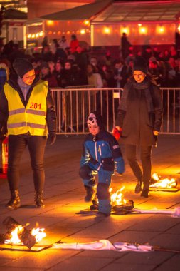 Chaharshanbeh Soori veya celebr için bir yangın Festivali kutlamaları