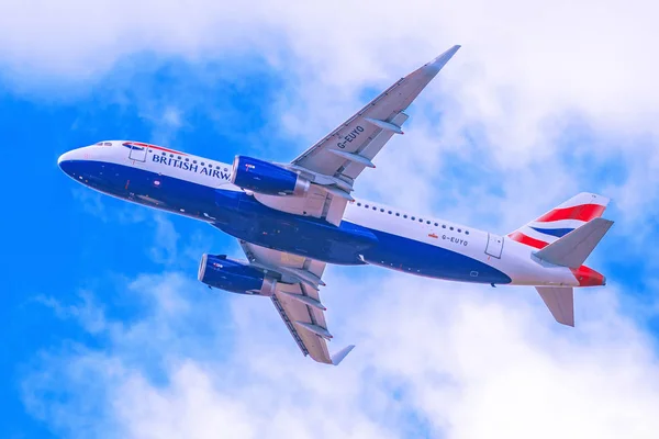 Flyglinje från British Airways avgår från Stockholm Arlanda ( — Stockfoto