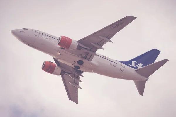 Flygplan från Sas som avgår från Stockholm Arlanda (Arn) — Stockfoto