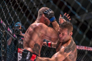 MMA Ünvan maçına arada David Bielkheden vs Morten Djursaa SÜ