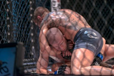 MMA Ünvan maçına arada David Bielkheden vs Morten Djursaa SÜ