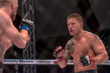 MMA Ünvan maçına arada David Bielkheden vs Morten Djursaa SÜ