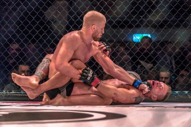 MMA Ünvan maçına arada David Bielkheden vs Morten Djursaa SÜ
