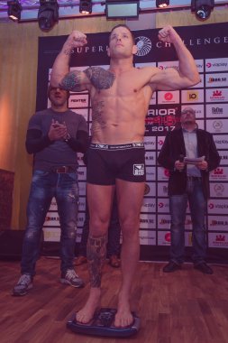 Üstün Challenge 15 - Stockholm Sodra teatern adlı tartmak