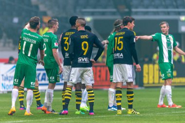AIK ve Hammarby If na adlı arasında derby maçında Freekick