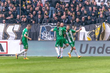 Kutlamalar Arnor Smarason hedef derby maçı betwee, sonra