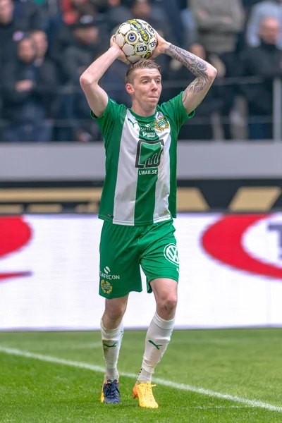 AIK arasında derby maçında Birkir Mar Saevarsson tarafından atmak