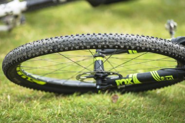 Mtb döngüleri BBES25AK başlamadan önce uzanarak bile