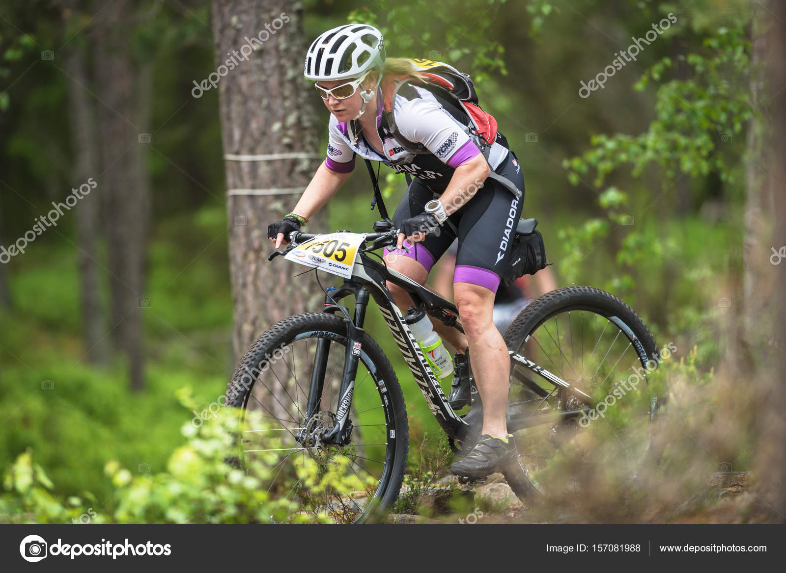 female mtb