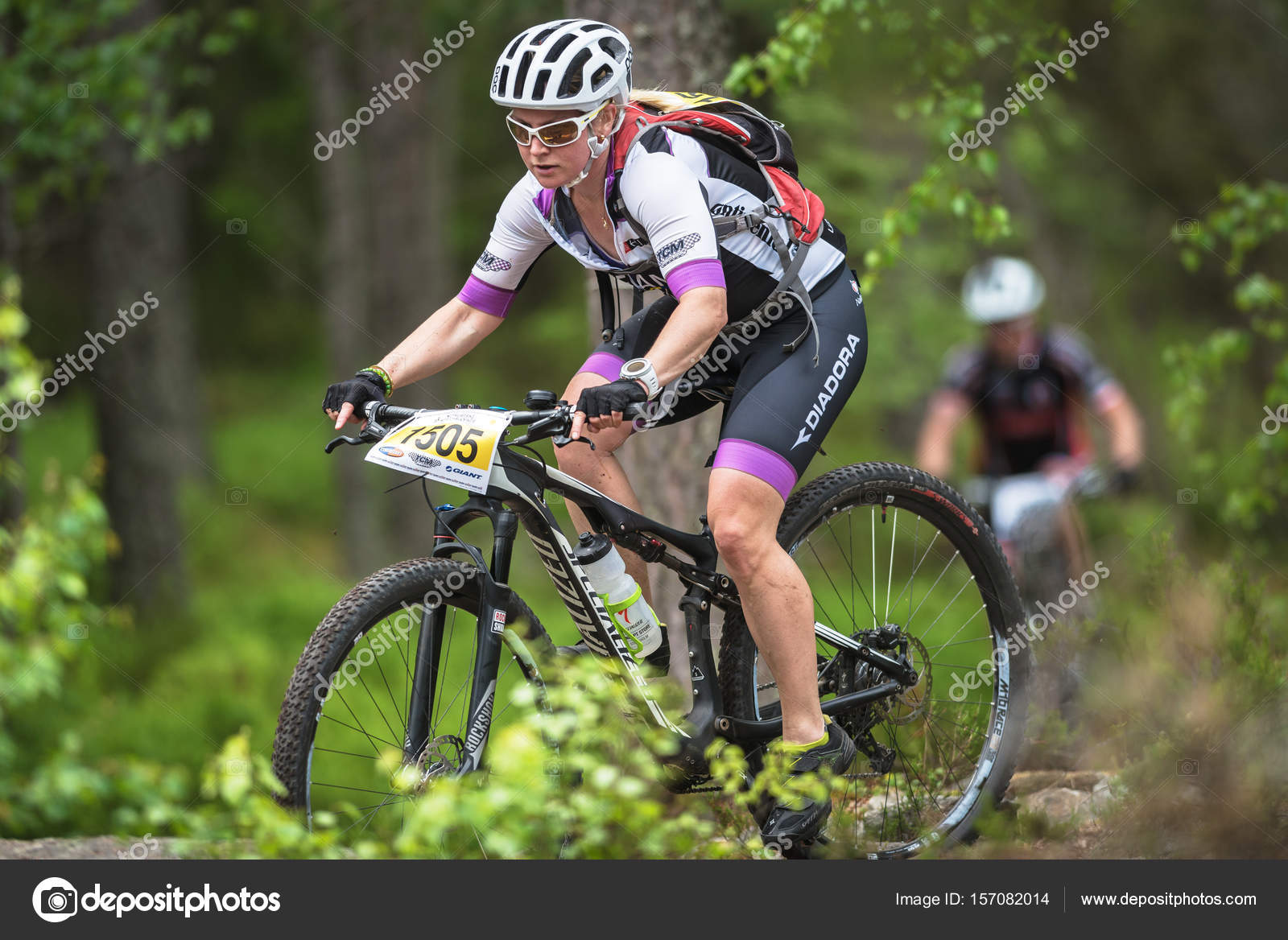 female mtb