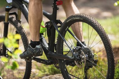 Lida döngü dışında Stockhol ormanlarda Event'de pedallar