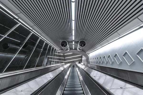 Yeni trainstation, Vanadislunden ayrıntılar.
